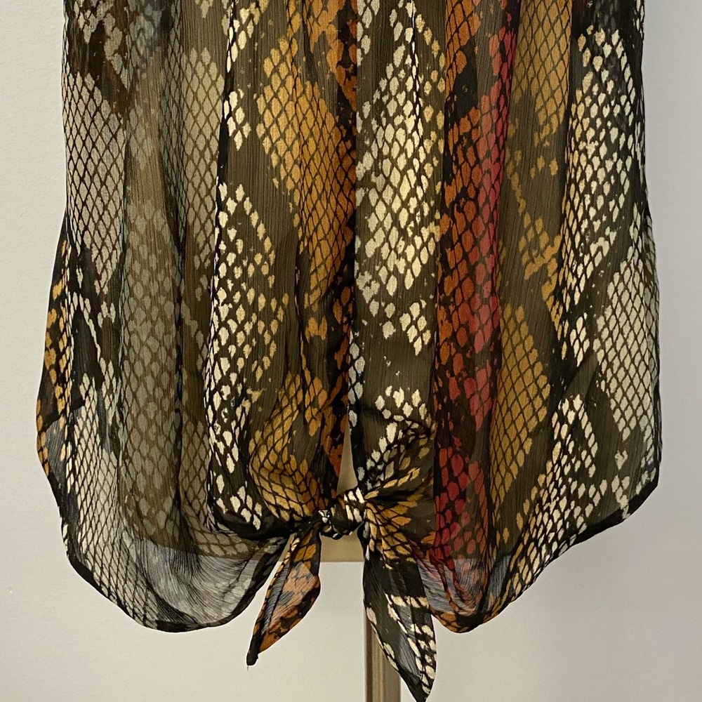 Snake Design Tank Top - Picture 4 of 4
